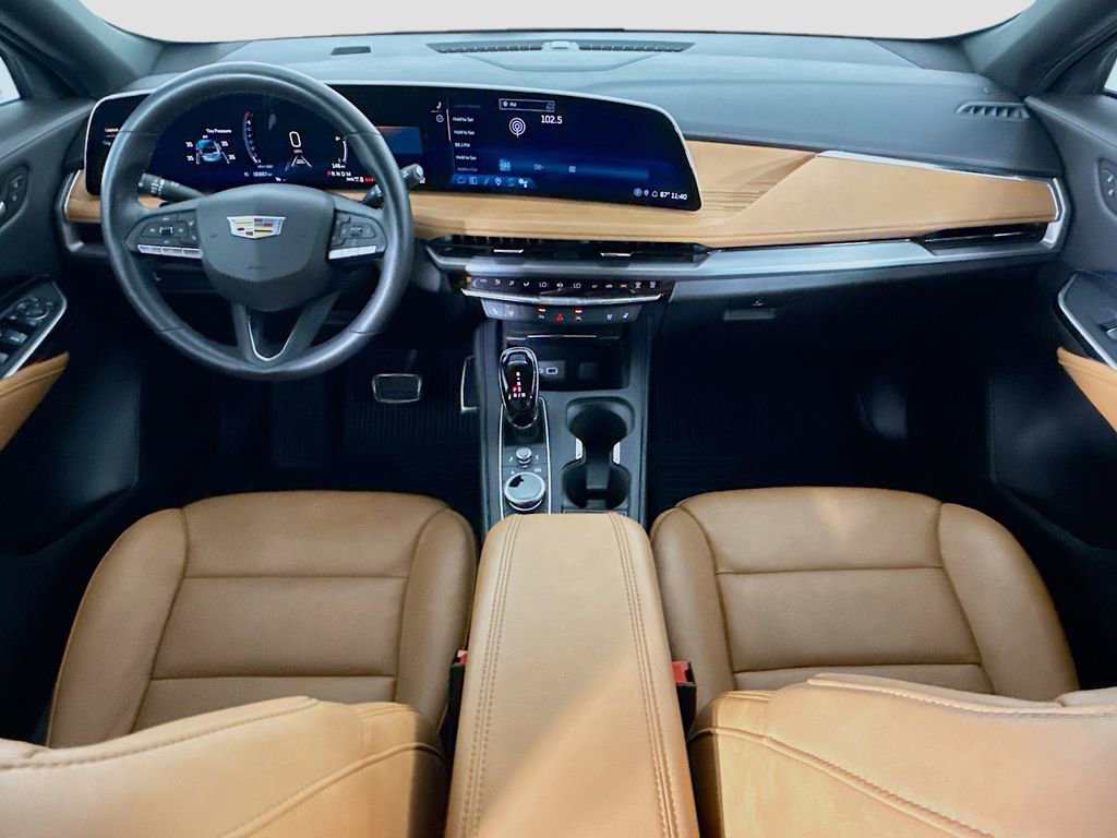 Used 2024 Cadillac XT4 Sport AWD/4WD image 13
