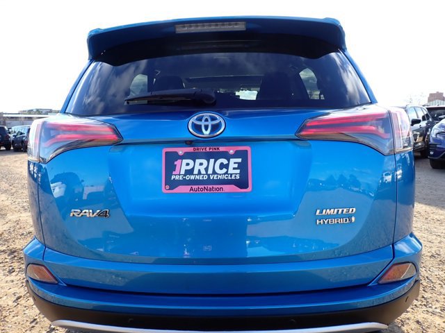 Used 2018 Toyota RAV4 Limited image 3