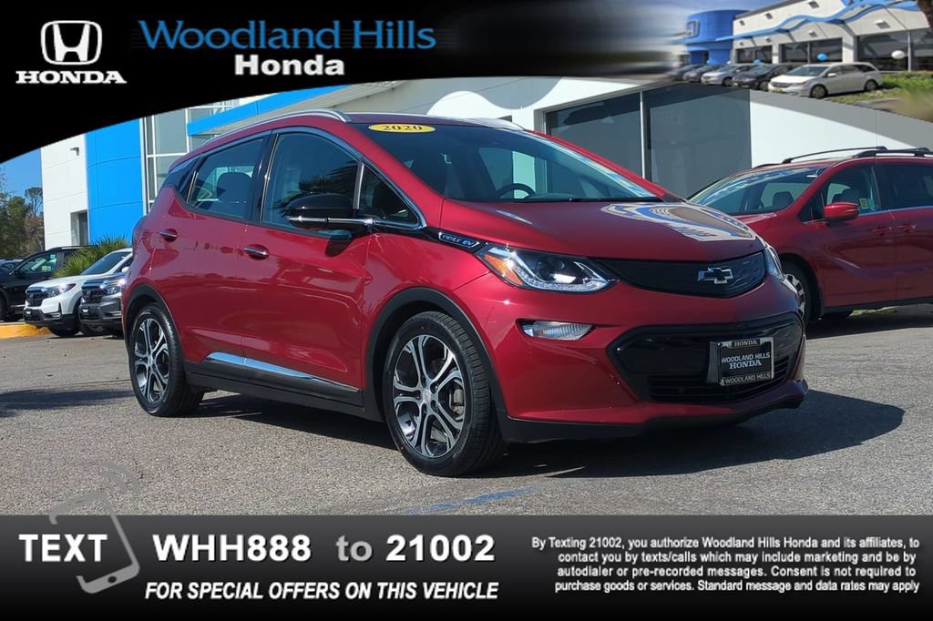 Used 2020 Chevrolet Bolt Premier w/ Infotainment Package FWD image 3