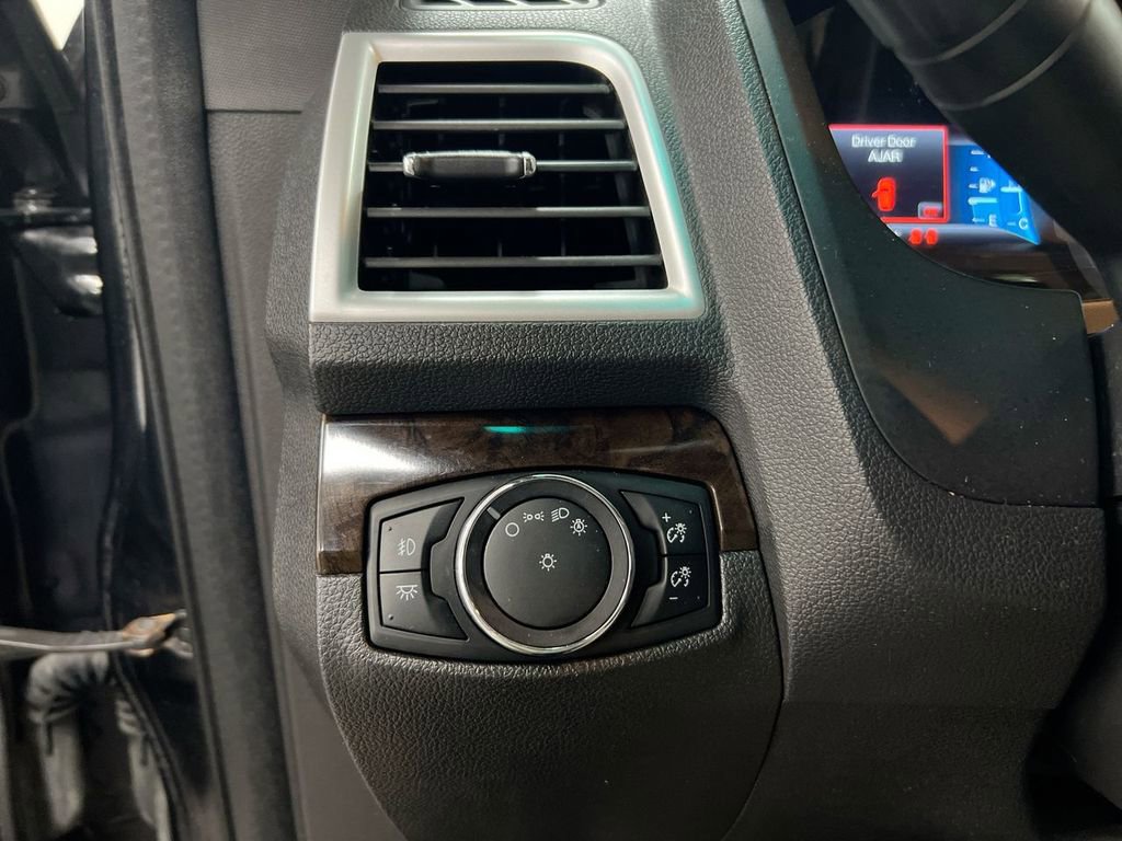 Used 2014 Ford Explorer Limited AWD/4WD image 18