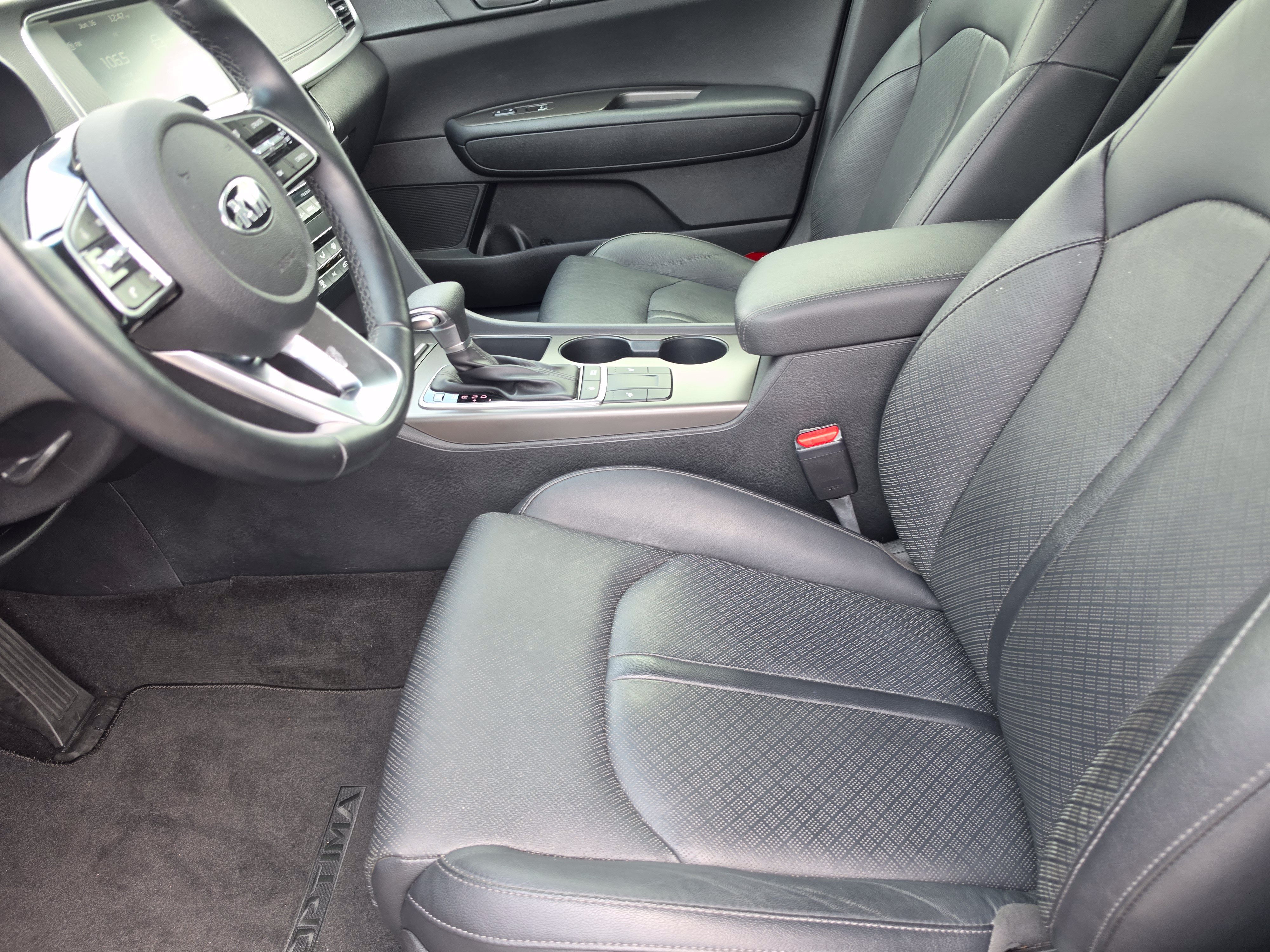 Used 2020 Kia Optima SE FWD image 9