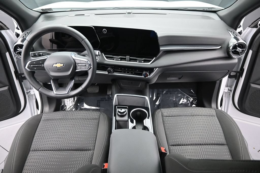 Certified 2026 Chevrolet Equinox LT AWD/4WD image 16