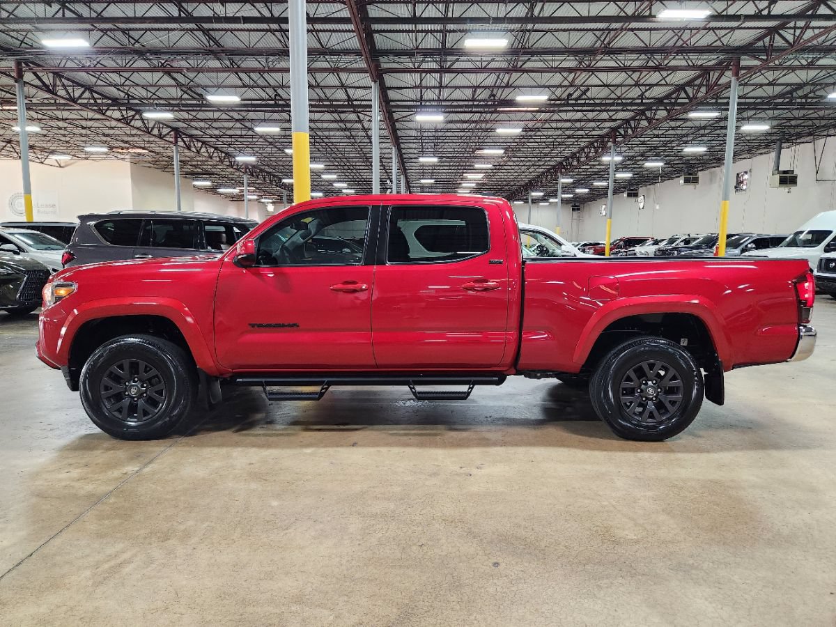 Used 2022 Toyota Tacoma SR5 RWD image 7