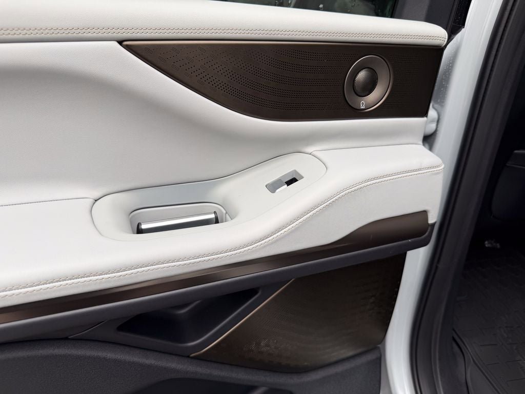 New 2026 Lincoln Navigator Black Label AWD/4WD image 20