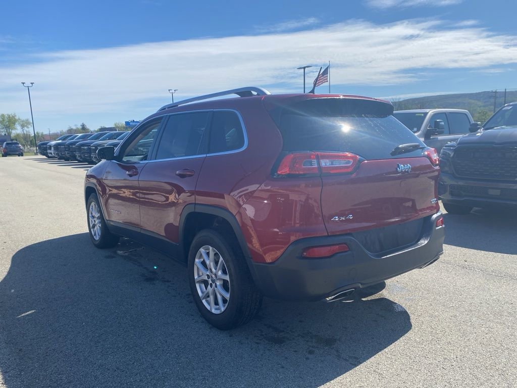 Used 2015 Jeep Cherokee Latitude w/ Cold Weather Group image 4
