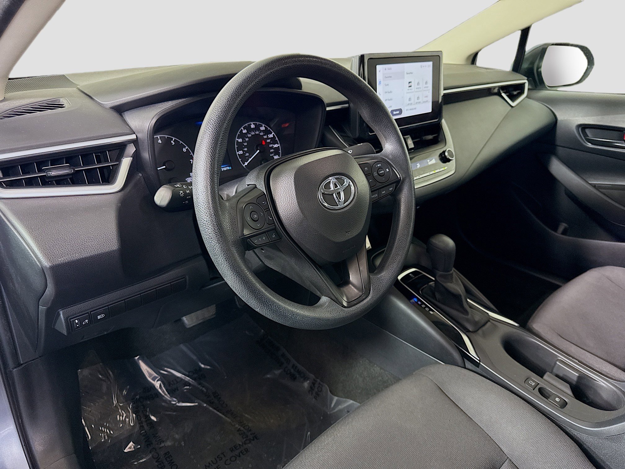 Used 2024 Toyota Corolla LE image 22