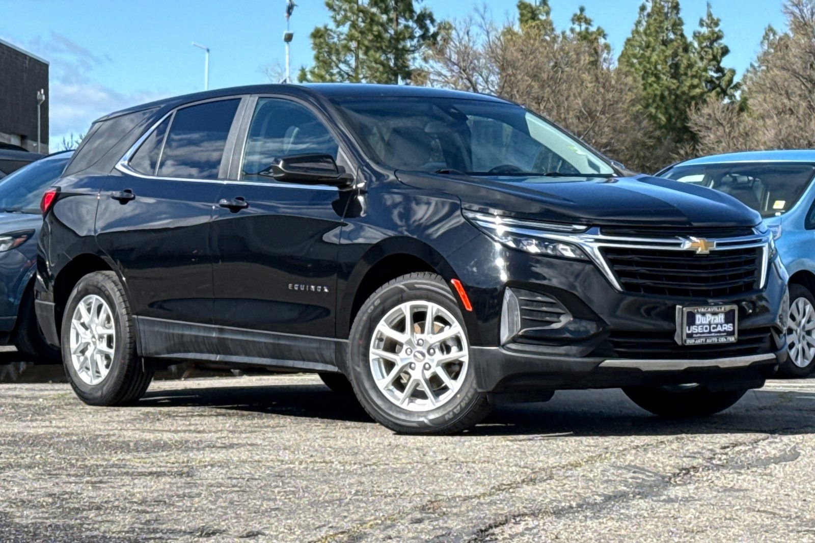 Used 2022 Chevrolet Equinox LT image 2