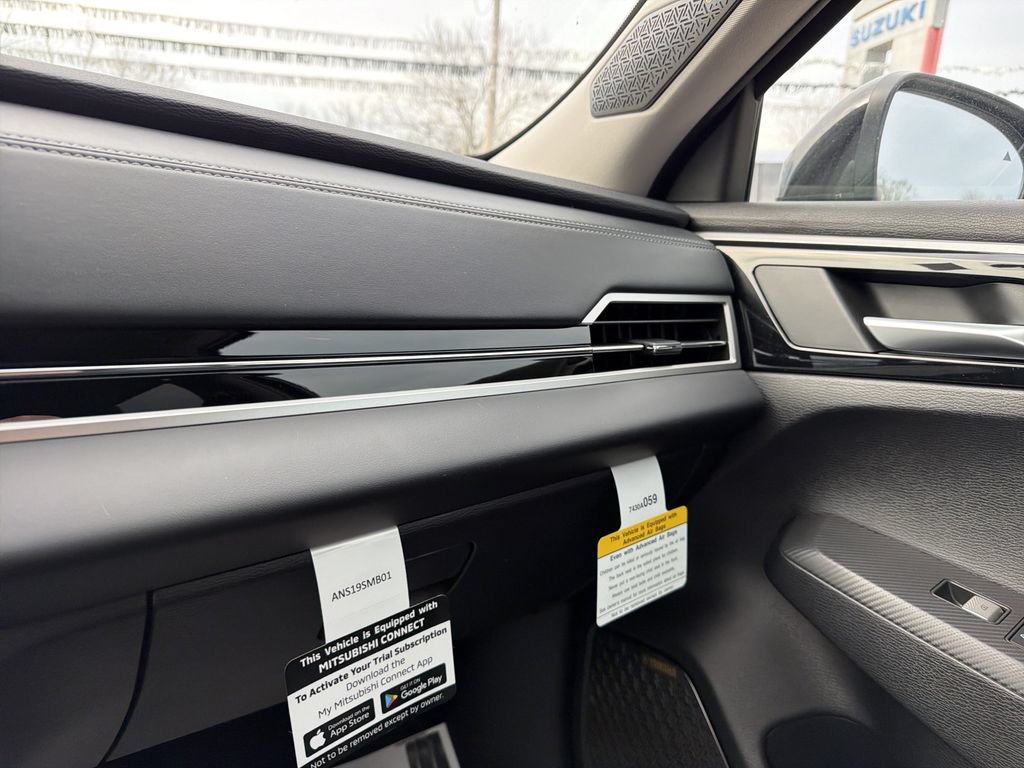 New 2026 Mitsubishi Outlander SE AWD/4WD image 24