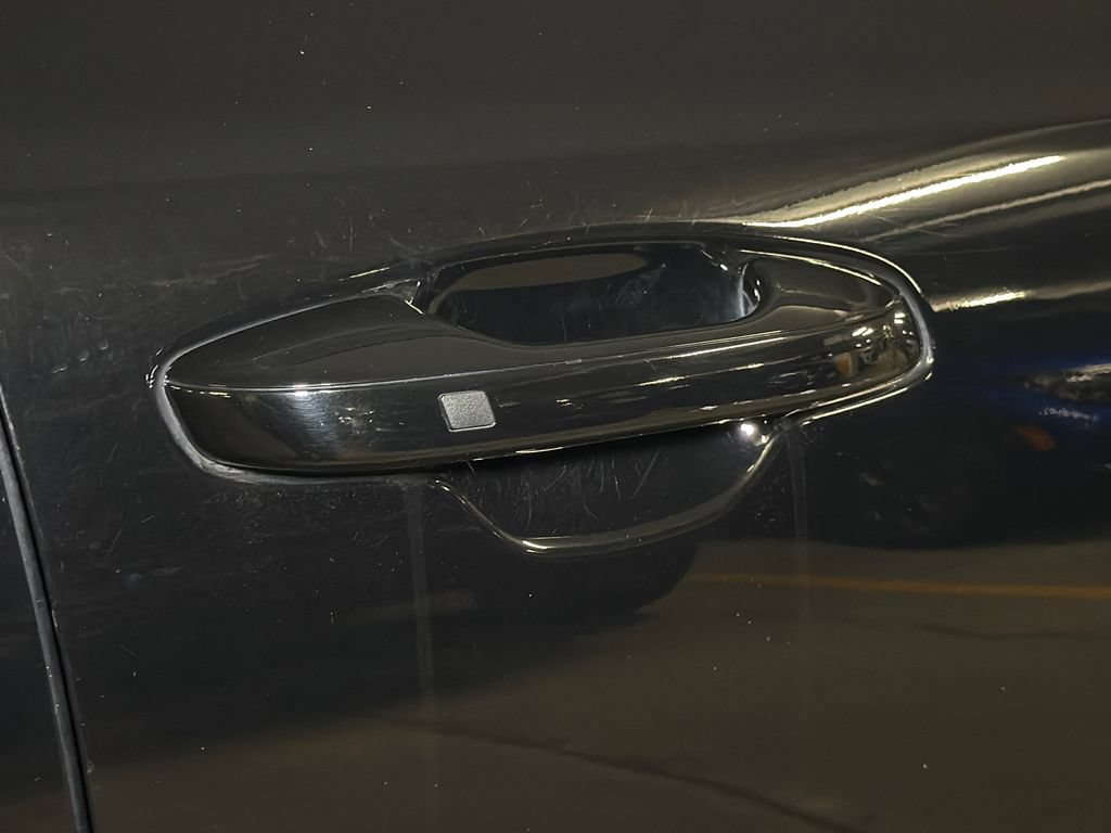 Used 2022 Kia Telluride EX AWD/4WD image 9