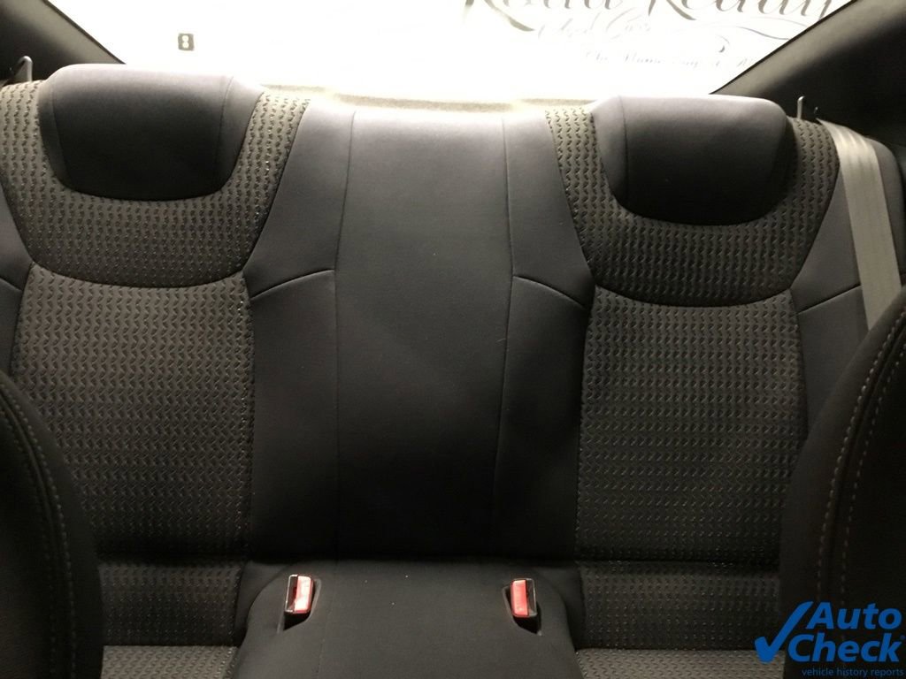 Used 2012 Hyundai Genesis 2.0T image 23