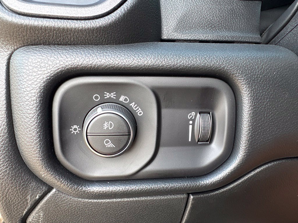 New 2027 RAM 3500 Tradesman AWD/4WD image 19
