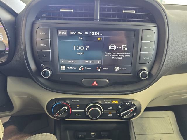 Certified 2025 Kia Soul LX FWD image 15