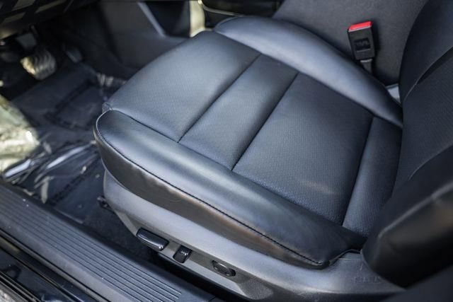 Used 2022 Nissan Rogue SV w/ SV Premium Package image 29