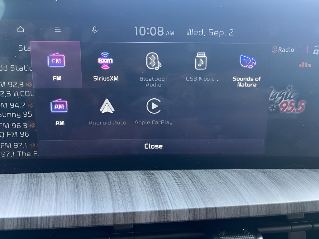 Used 2025 Kia Telluride SX w/ SX Captain's Chair Package AWD/4WD image 25