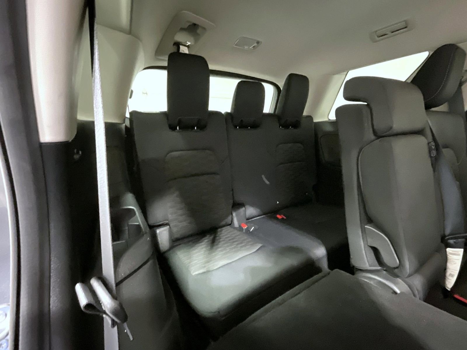 Used 2024 Nissan Pathfinder SV w/ Black Appearance Package AWD/4WD image 20