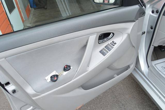 Used 2011 Toyota Camry LE w/ LE Extra-Value Pkg FWD image 43