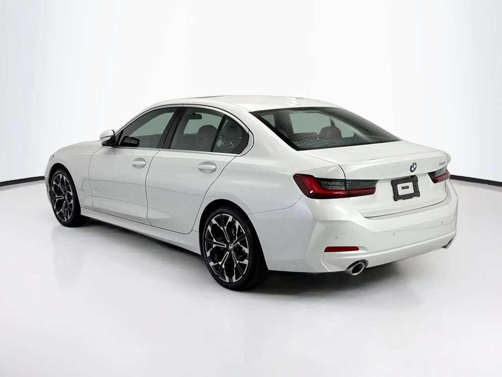 Used 2025 BMW 330i Sedan w/ Premium Package RWD image 7