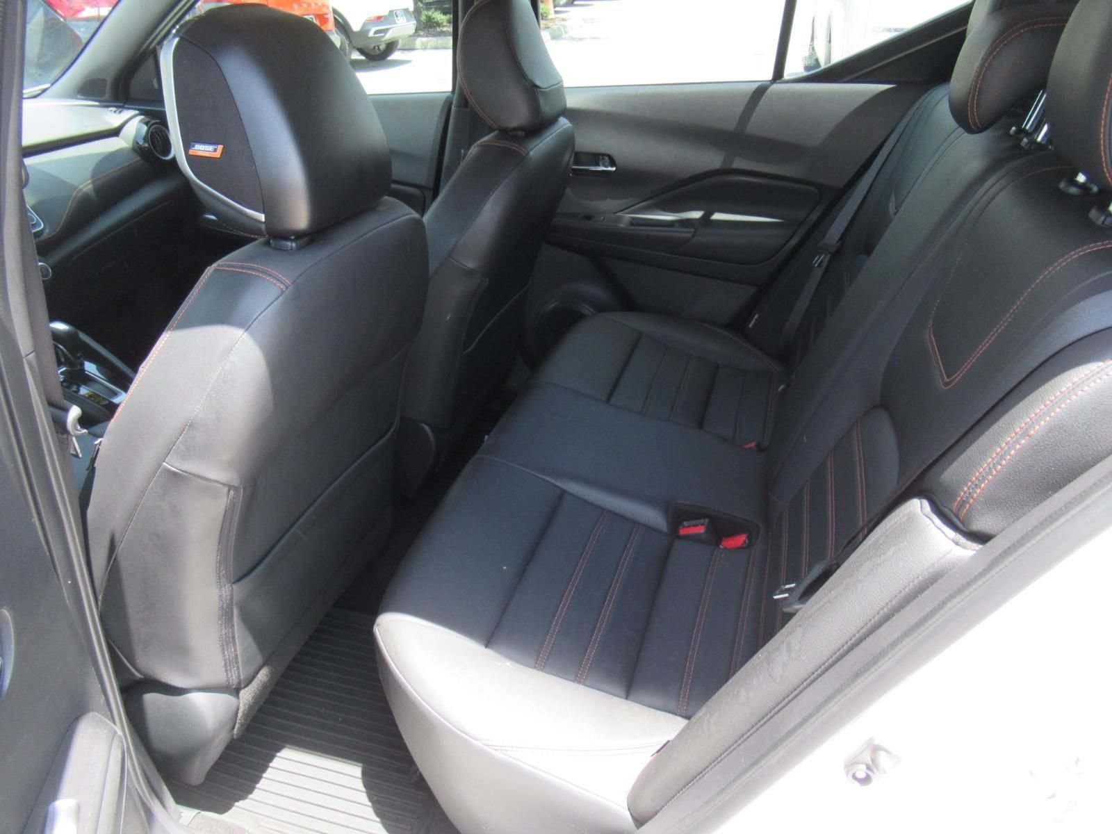 Used 2020 Nissan Kicks SR w/ SR Premium Package FWD image 32