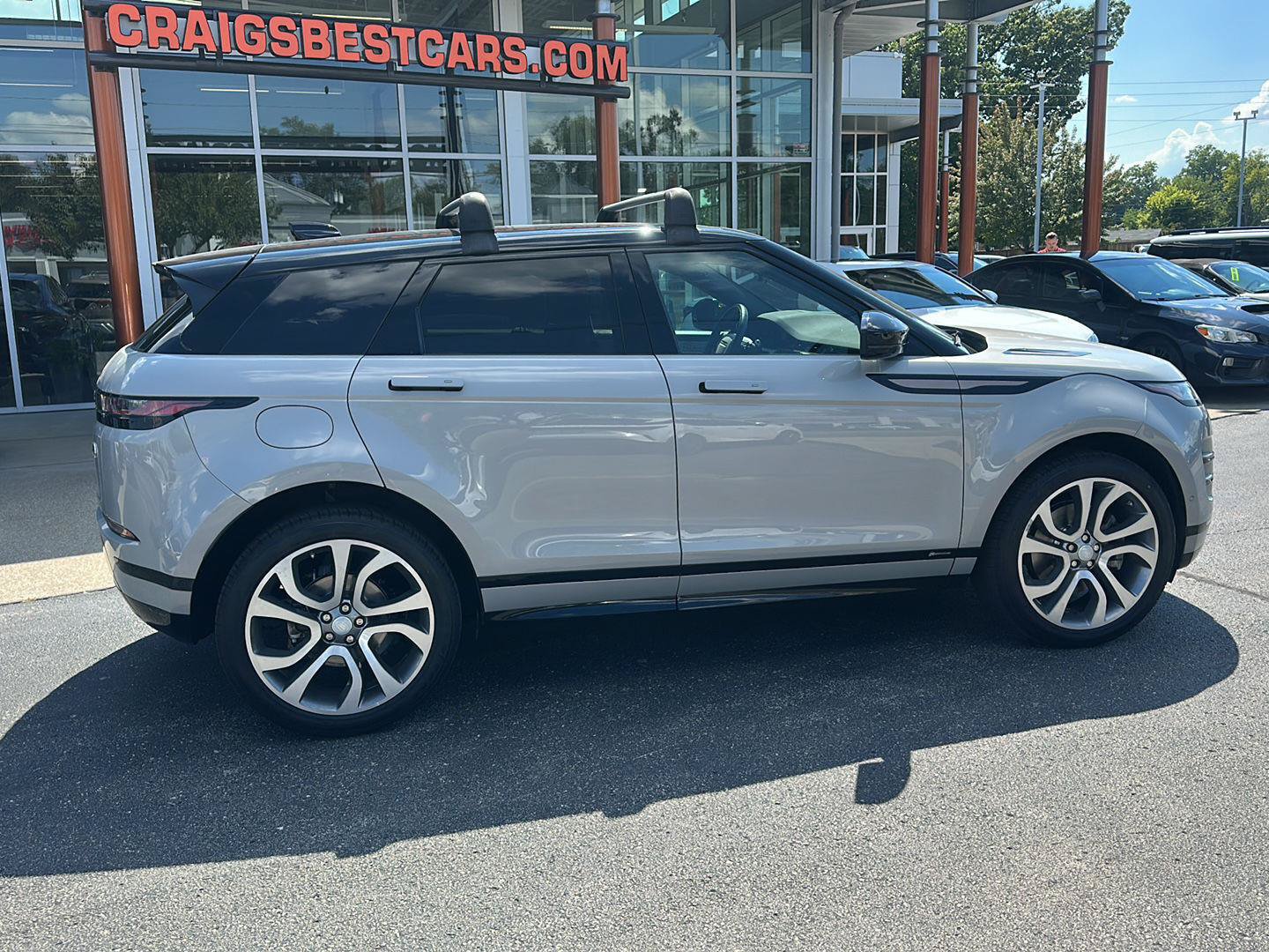 Used 2020 Land Rover Range Rover Evoque First Edition AWD/4WD image 2
