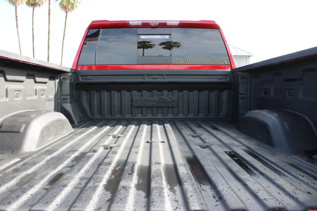Used 2024 Chevrolet Silverado 2500 High Country w/ Technology Package AWD/4WD image 10