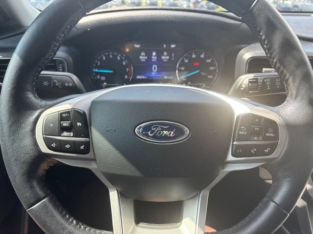 Used 2022 Ford Explorer XLT w/ Equipment Group 202A RWD image 10