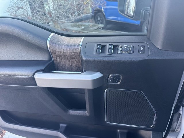Used 2017 Ford F350 Lariat image 20