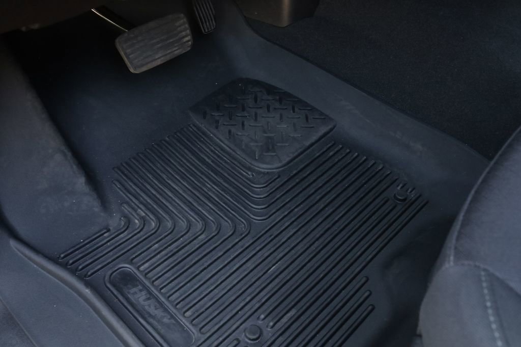 Used 2025 Chevrolet Silverado 2500 Custom w/ Custom Value Package image 23