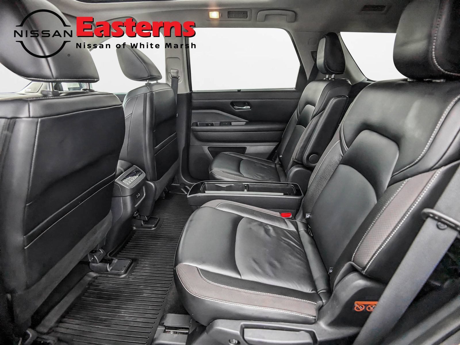 Used 2023 Nissan Pathfinder SL w/ SL Premium Package AWD/4WD image 22