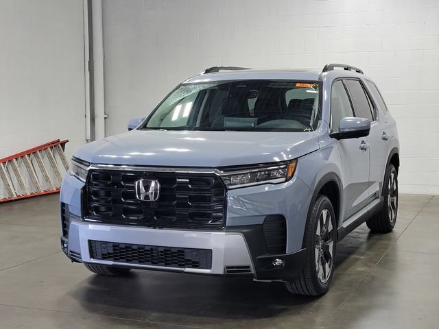 New 2026 Honda Pilot Touring image 2