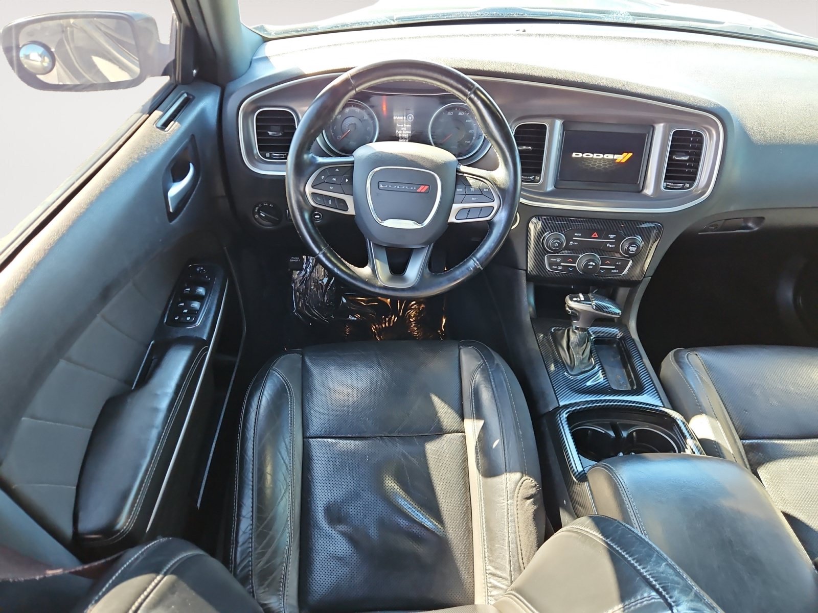 Used 2020 Dodge Charger SXT RWD image 10