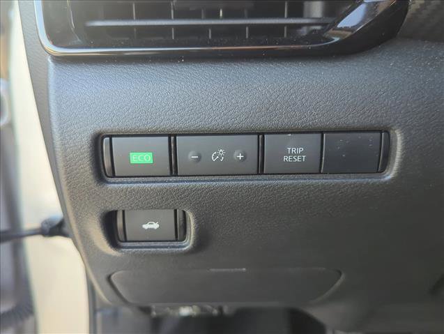Used 2022 Nissan Sentra SV FWD image 10