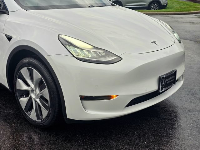 Used 2021 Tesla Model Y Long Range AWD/4WD image 2