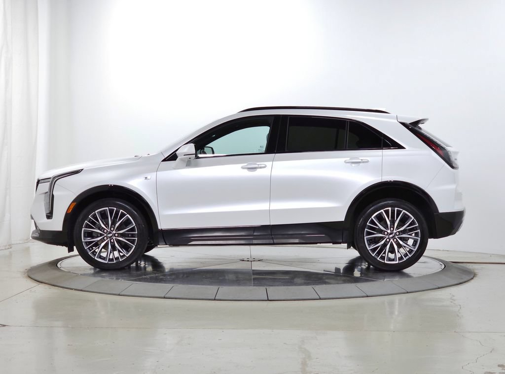 Used 2025 Cadillac XT4 Sport FWD image 5