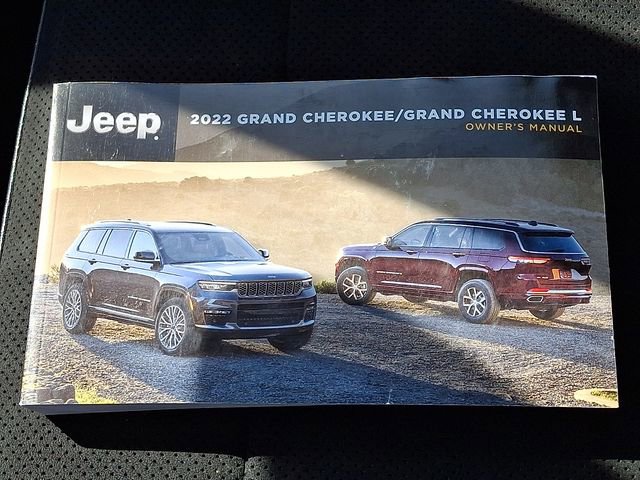 Used 2022 Jeep Grand Cherokee L Laredo AWD/4WD image 26