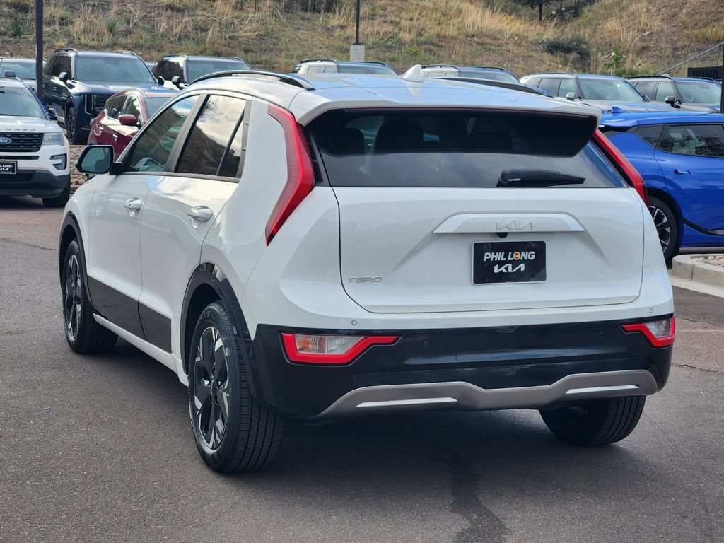 Certified 2023 Kia Niro Wind w/ Wind Preserve Package FWD image 7