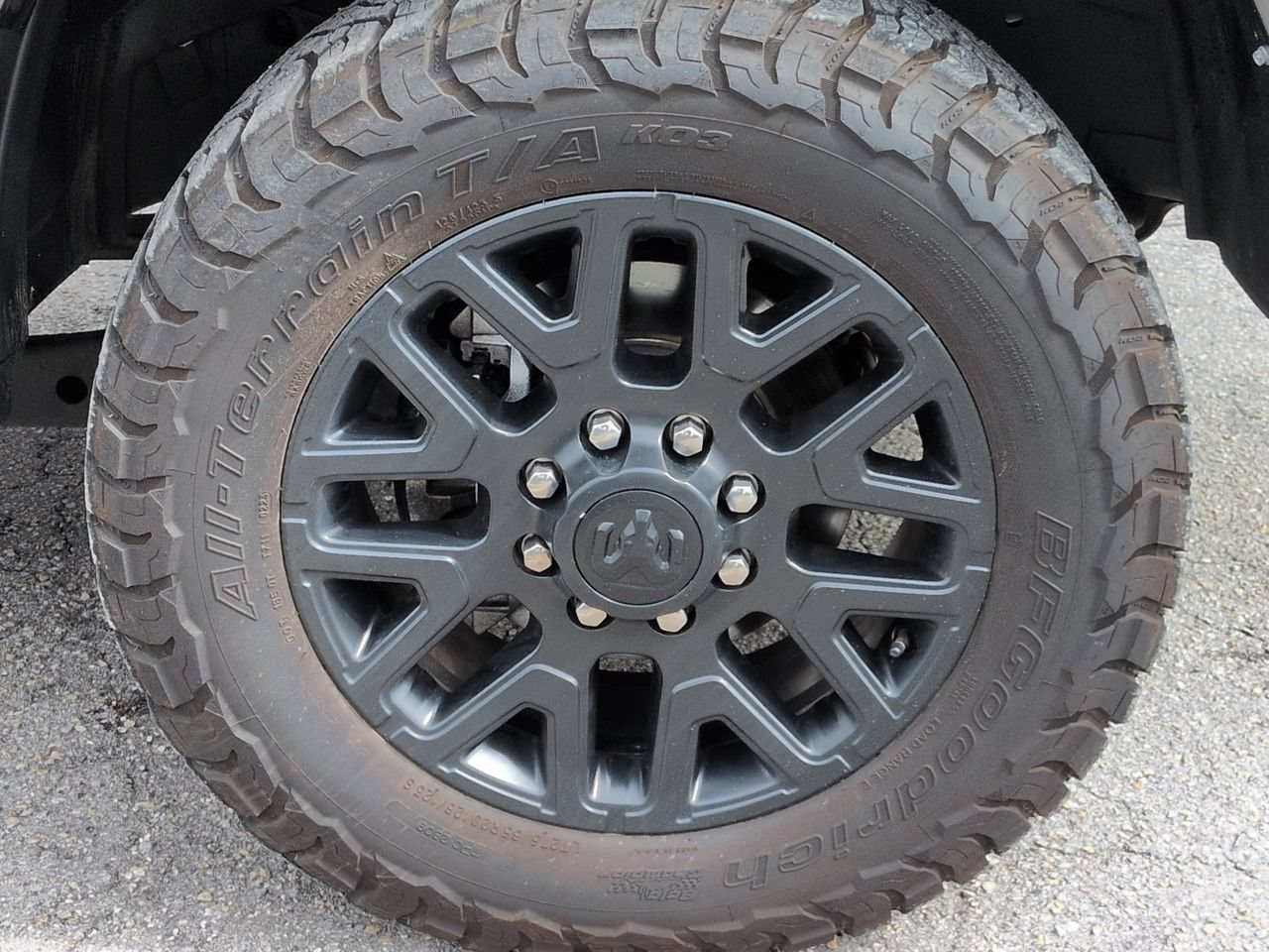 Used 2025 RAM 2500 Limited AWD/4WD image 11