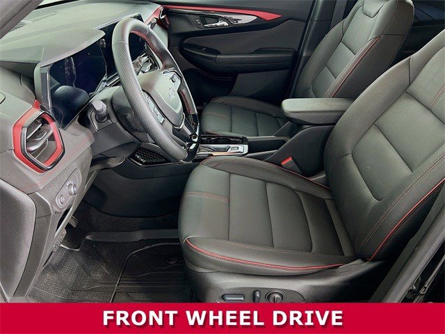 Used 2024 Chevrolet TrailBlazer RS image 3