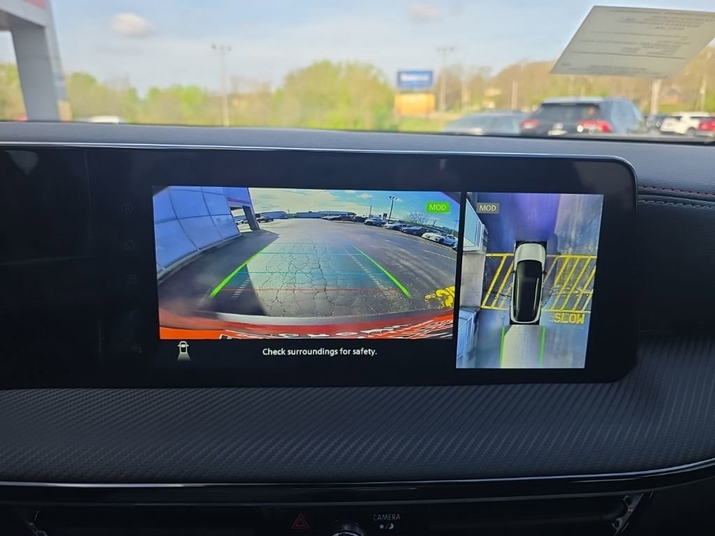 Certified 2025 Nissan Kicks SR AWD/4WD image 22