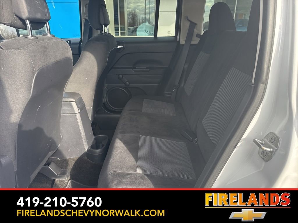 Used 2016 Jeep Patriot Sport image 23