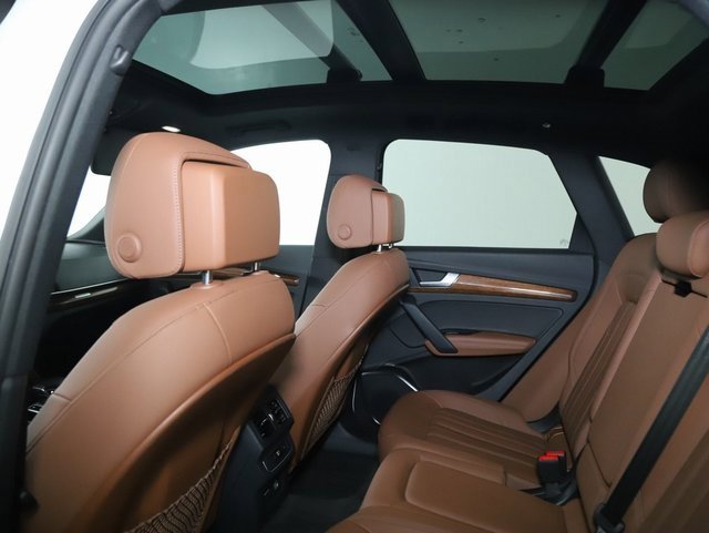 Used 2022 Audi Q5 2.0T Premium Plus image 16