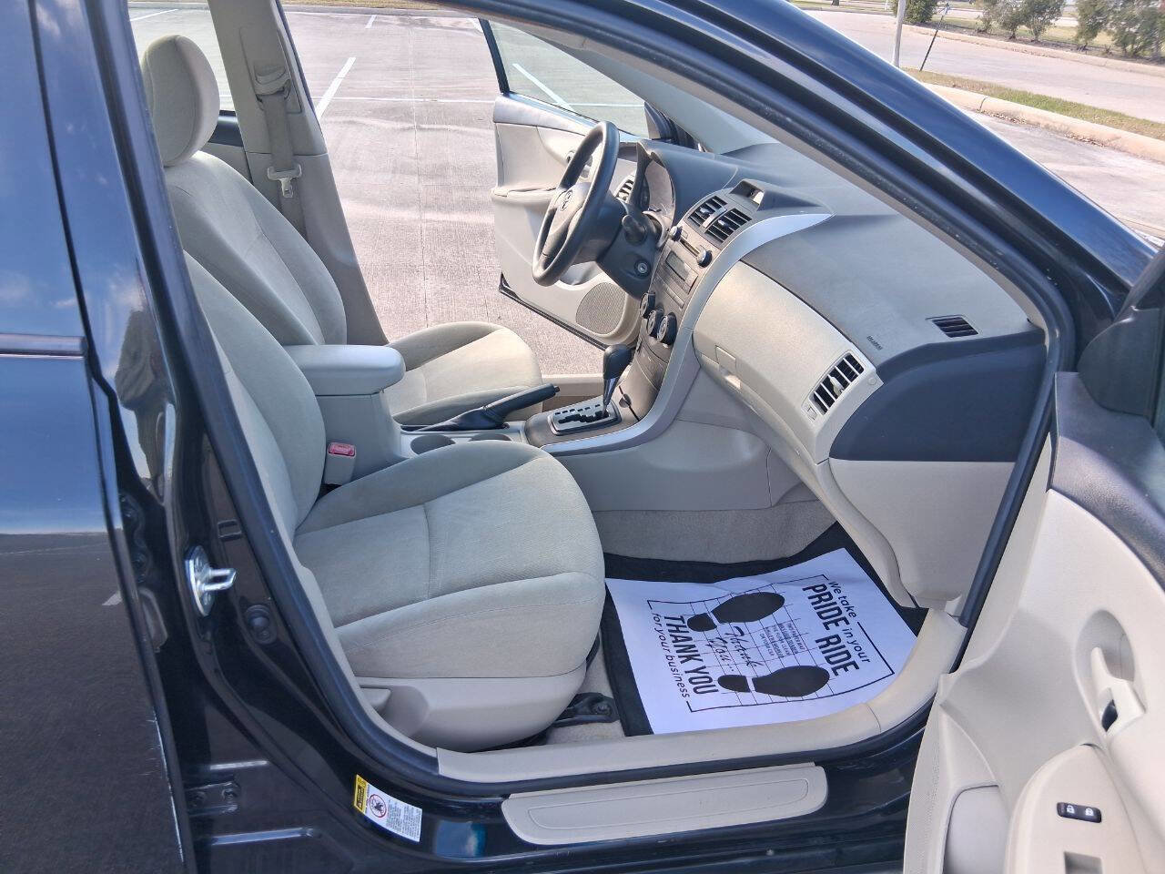 Used 2013 Toyota Corolla L image 13