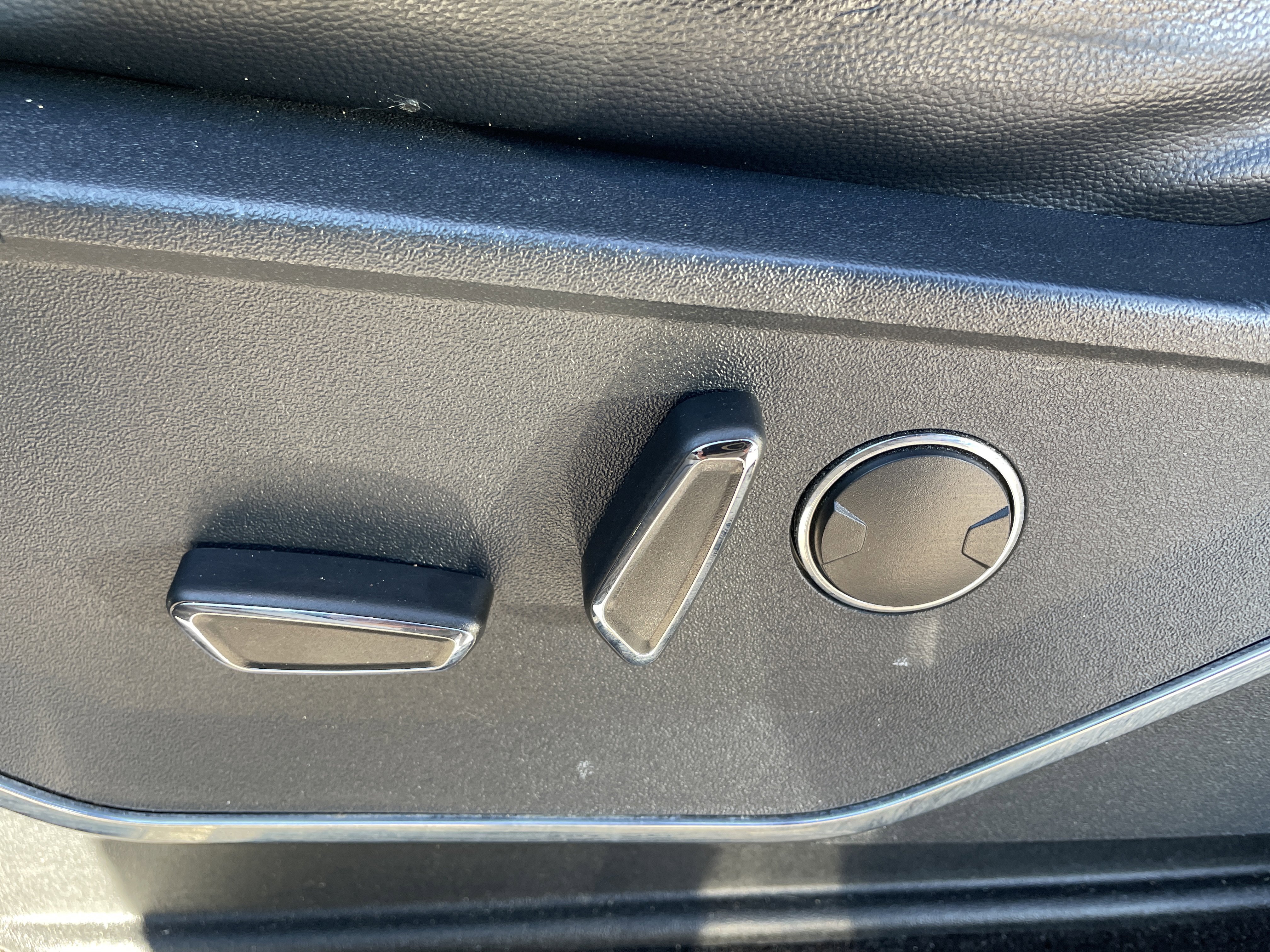 Used 2021 Ford F150 Lariat image 31