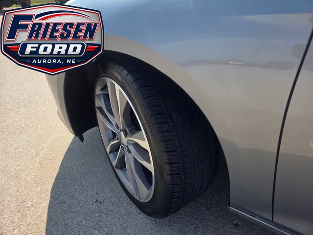Used 2023 Chevrolet Malibu LT FWD image 9