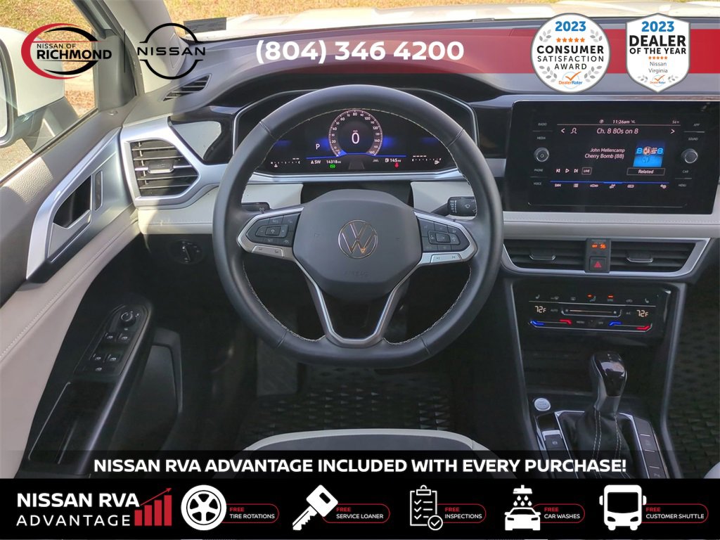 Used 2025 Volkswagen Taos SE image 17