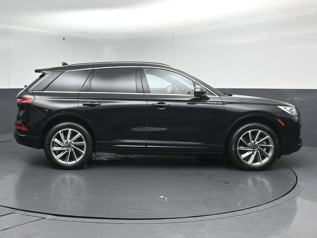 Certified 2025 Lincoln Corsair Grand Touring AWD/4WD image 8