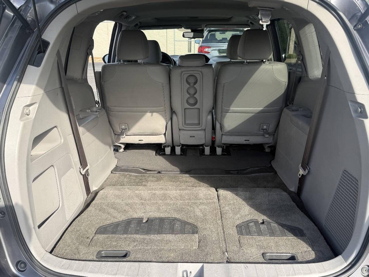 Used 2015 Honda Odyssey EX-L image 24