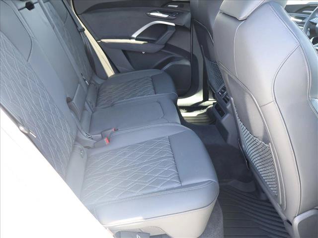 Used 2025 Audi SQ5 Premium Plus w/ Premium Plus Package AWD/4WD image 25