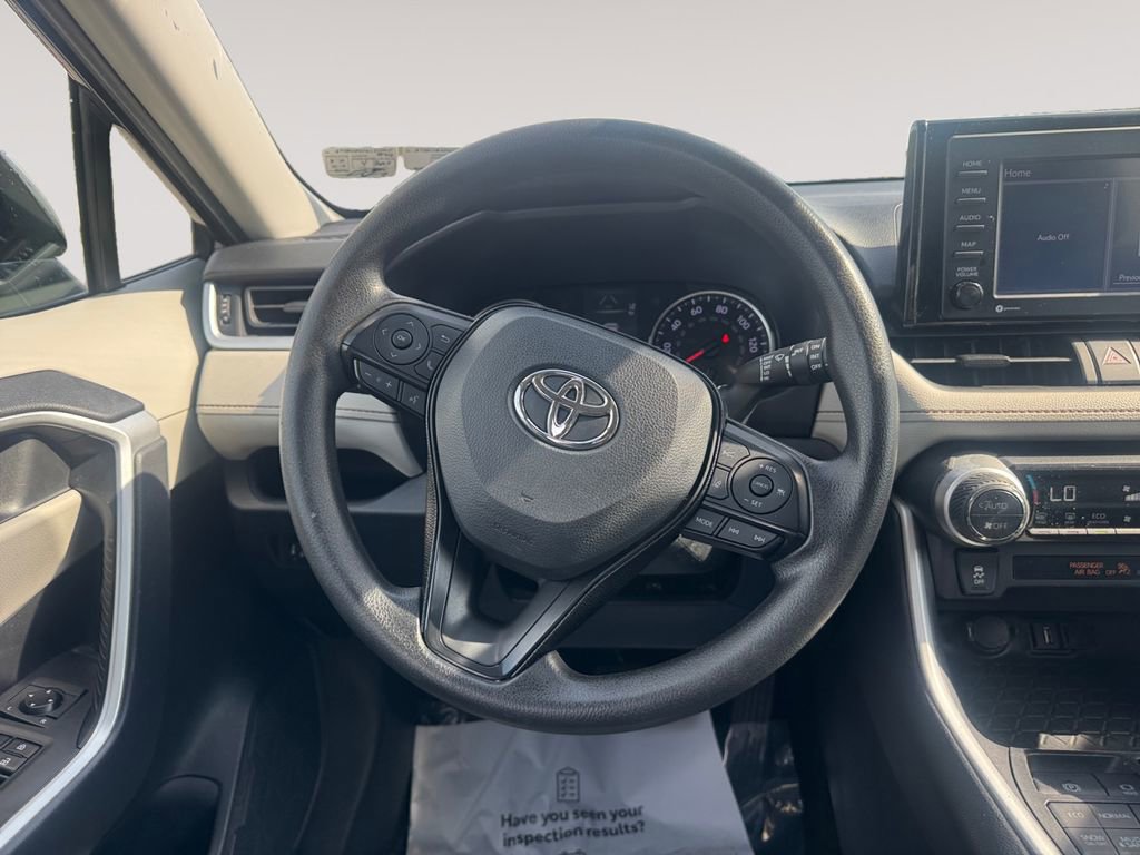 Used 2021 Toyota RAV4 XLE image 12