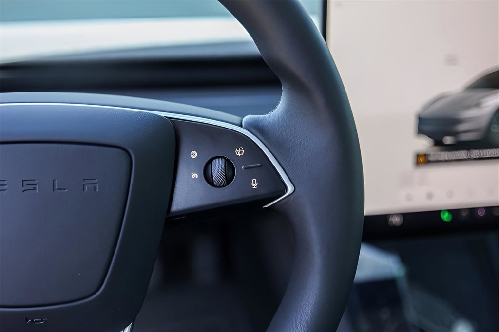 Used 2024 Tesla Model 3 Standard Range image 12