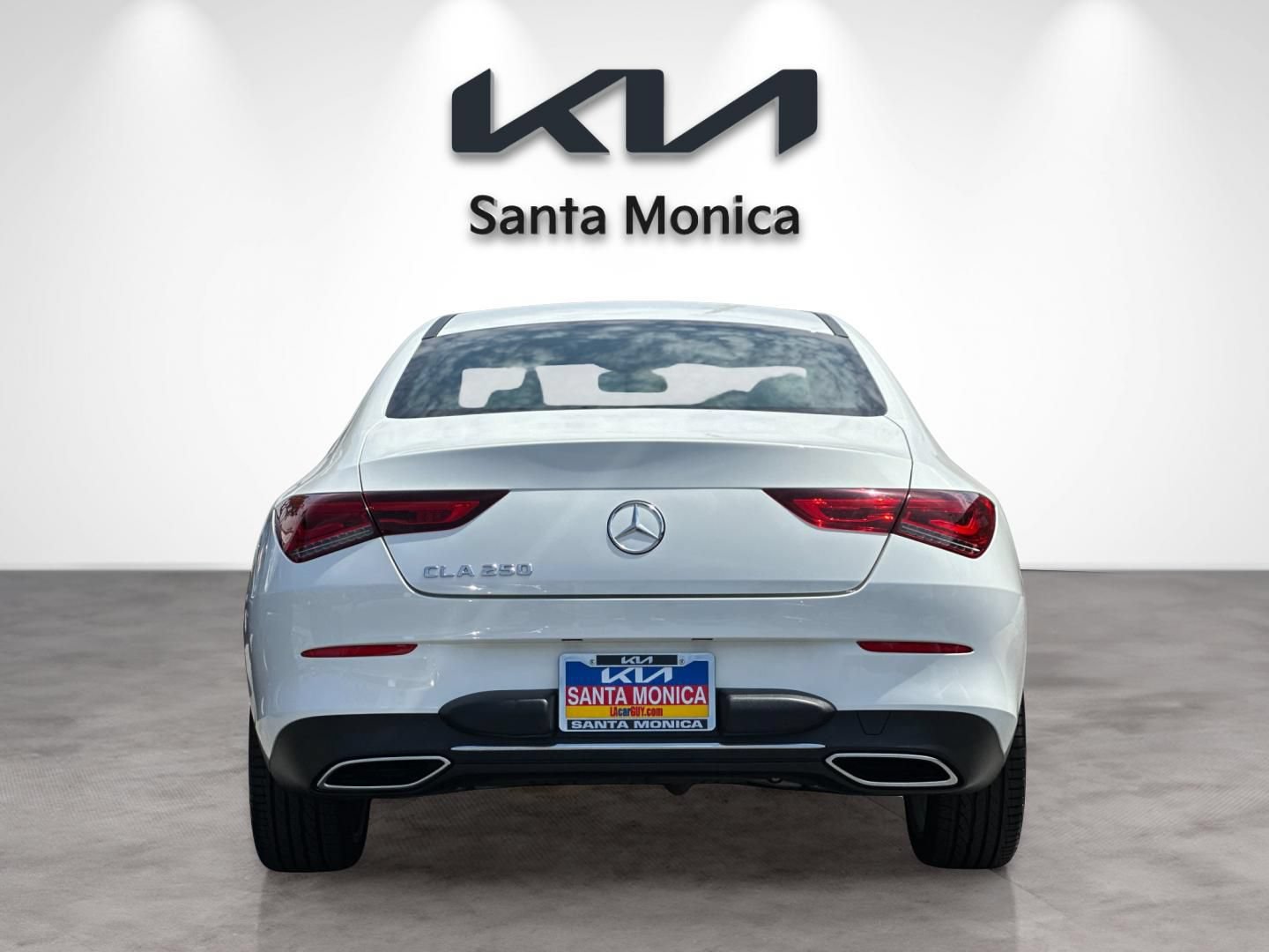 Used 2021 Mercedes-Benz CLA 250 w/ Premium Package image 5